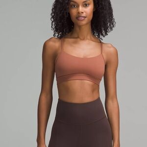 LULULEMON Nulu Y bra